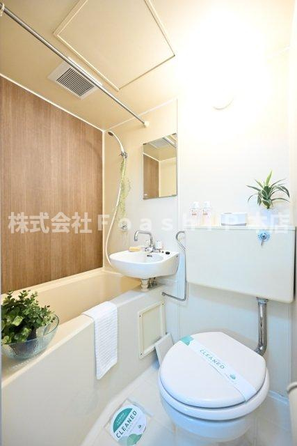 ワールドパレス永福町の浴室