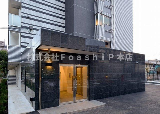 ラフィスタ宮崎台のエントランス