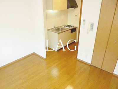 【居間・リビング】 | ルート四谷三丁目 | 洋室のお部屋です。