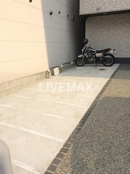 【駐車場】ディアネス西院