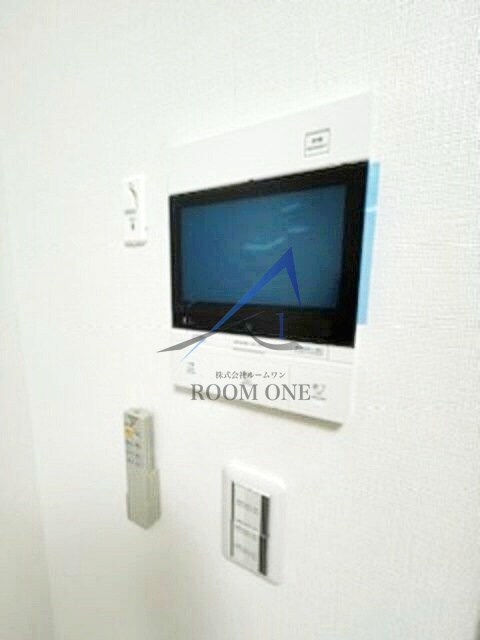 ガーラ・アヴェニュー東大島のセキュリティ|モニター付きインターホンです。