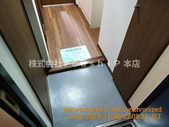 ロイヤルアメニティー池尻大橋の玄関