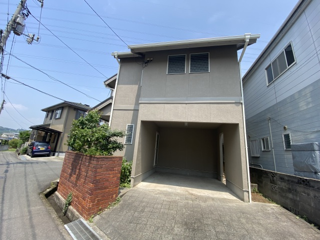 矢坂本町戸建のエントランス