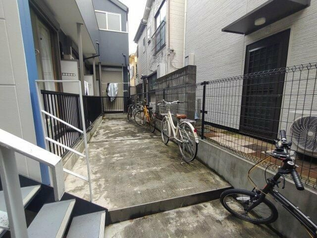 グランエッグス赤羽のエントランス