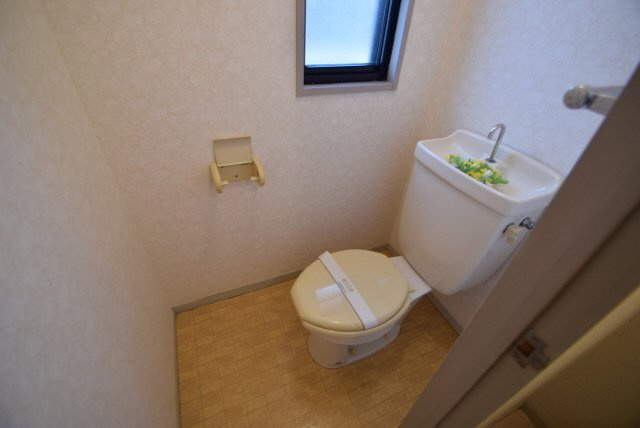 セジュールユアサＢのトイレ|キレイなトイレです。