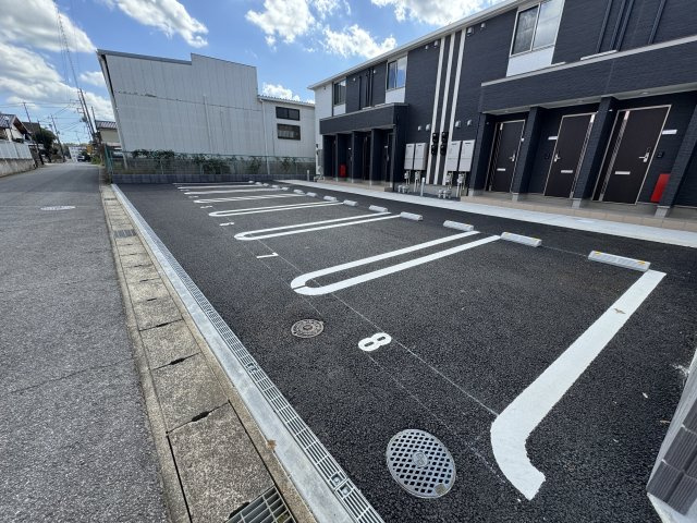 シャインヒルズK＆Kの駐車場|駐車場