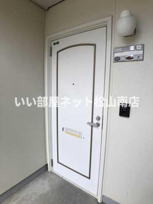 【玄関】 | フレグランス雄新