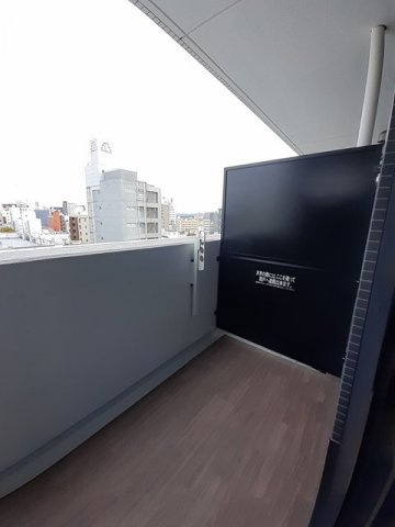 レジデンス柳町のバルコニー|バルコニーからの眺めを楽しみながら食事をしませんか