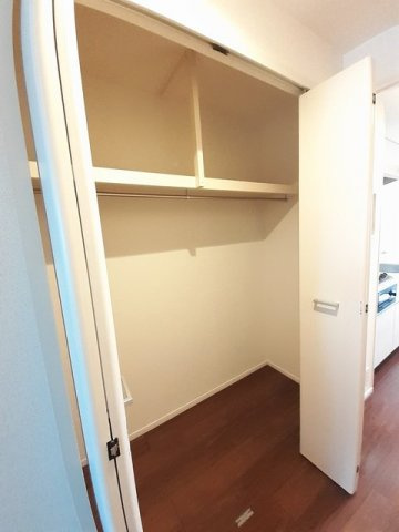 レジデンス柳町の収納|こまごまとしたものを収納できそうですね