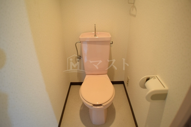 リエス桜川のトイレ|別号室参考写真