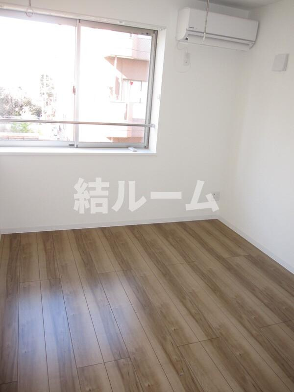 板橋区中板橋の賃貸マンションの居間・リビング
