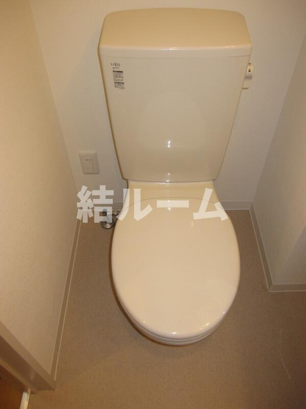 板橋区中板橋の賃貸マンションのトイレ