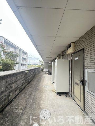 コーポ花のロビー