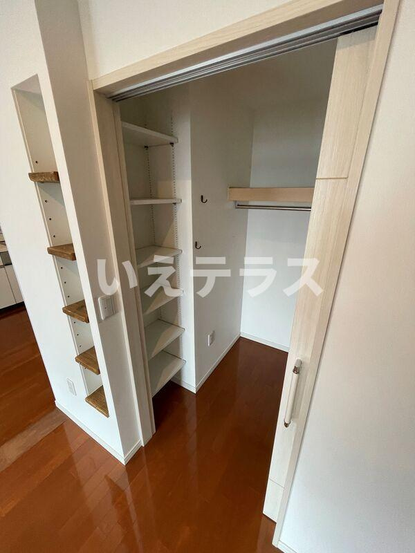 エルグレース神戸三宮タワーステージの収納
