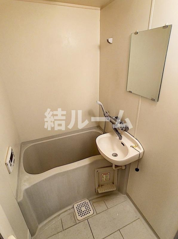 豊島区千早１丁目のアパートの浴室