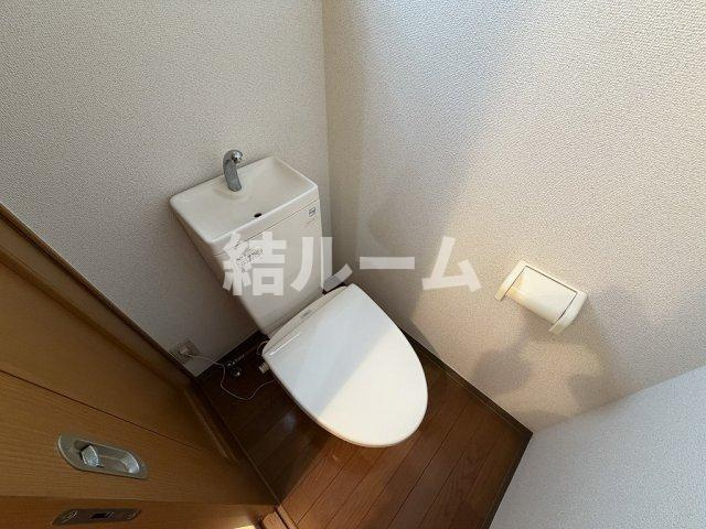 豊島区南池袋４丁目の賃貸マンションのトイレ