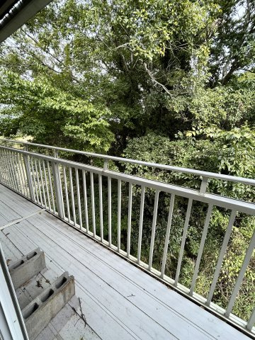 志染町吉田中古戸建のバルコニー