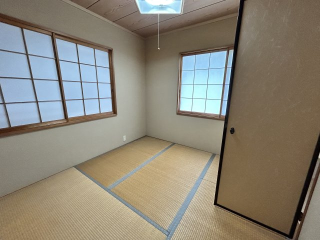 志染町吉田中古戸建の和室