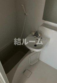 板橋区板橋４丁目のアパートの浴室