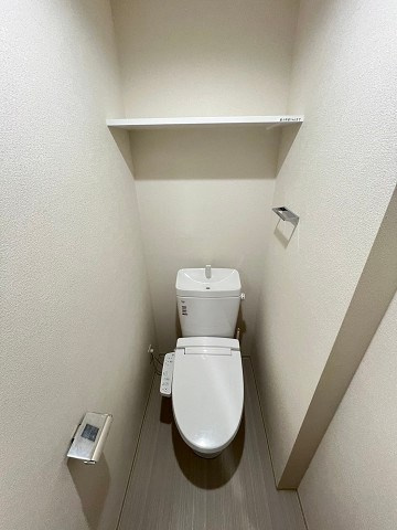 大阪市西淀川区姫里１丁目の賃貸マンションのトイレ|清潔感のあるトイレです
