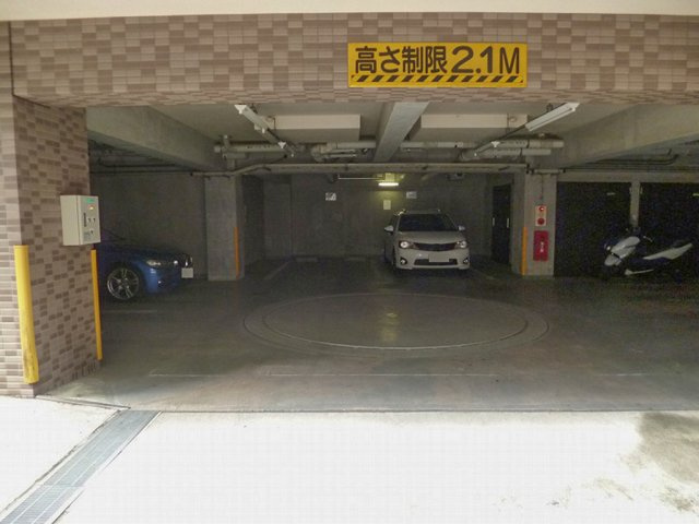 【駐車場】 | サンライズコスモスⅢ地下駐車場