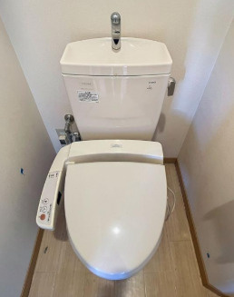 くすの木ビルのトイレ