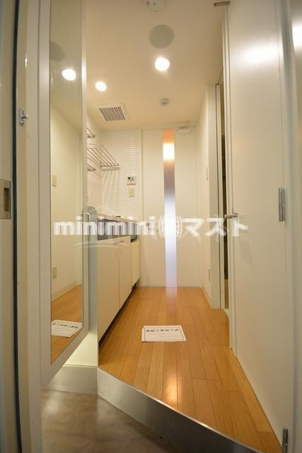 大阪市西区靱本町２丁目の賃貸マンションの玄関|※別号室参考写真