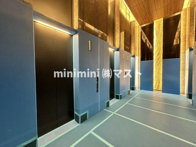 大阪市西区南堀江３丁目の賃貸マンションのロビー