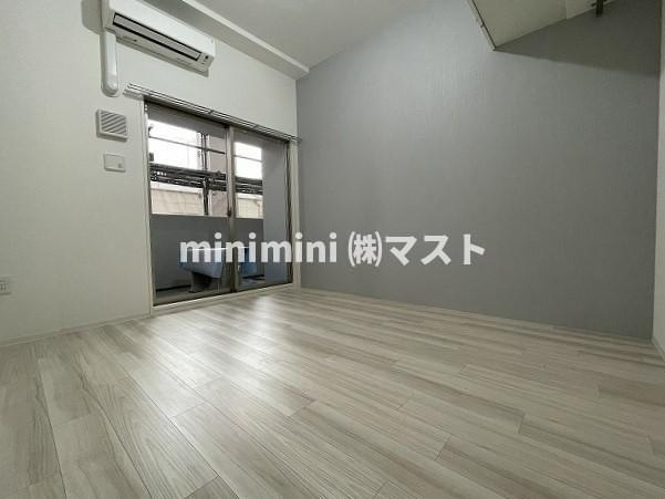 大阪市西区川口３丁目の賃貸マンションの居間・リビング