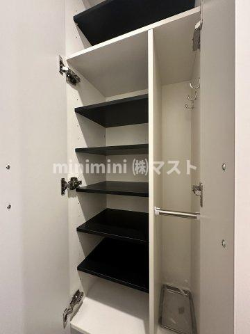 大阪市西区川口３丁目の賃貸マンションの収納