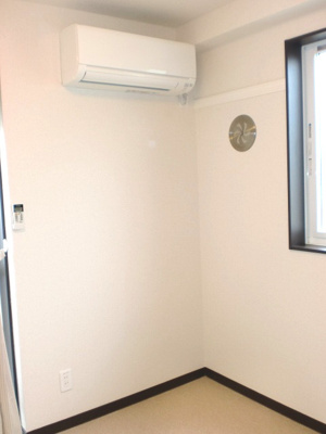 【居間・リビング】 | 呉松Ⅰ | 参考写真：現況優先
家具家電はついておりません。
