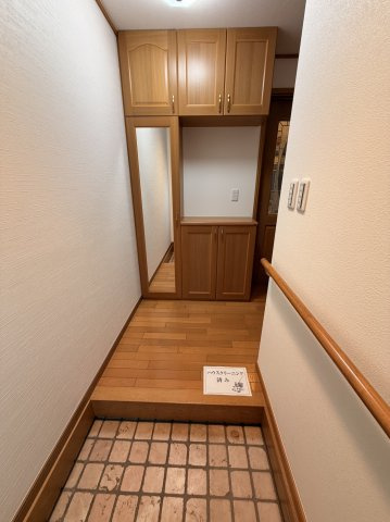 諏訪2丁目１貸家の玄関