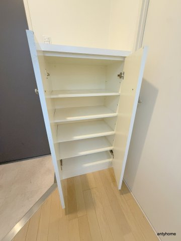 JUNWAⅢ　仲介手数料無料の収納