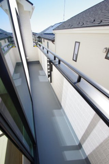 【バルコニー】 | 【仲介手数料無料！！】八王子市散田町2丁目　新築戸建て（全2棟）A号棟　3990万円