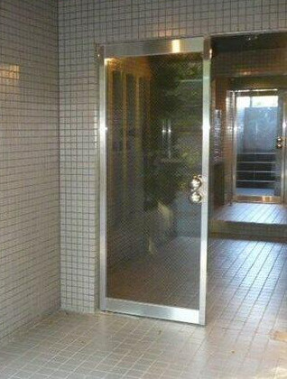 【エントランス】