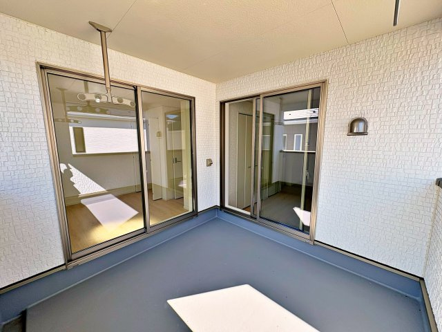 《仲介手数料半額》上尾市領家　全12棟　13号棟のバルコニー