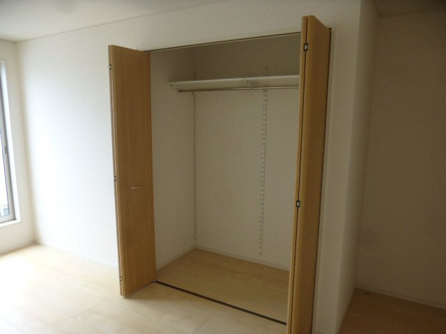 北原戸建の収納