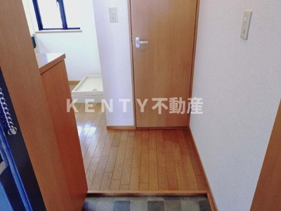 【玄関】 | Ｃｏｌｌｉｓ馬込 | シンプルで使いやすい玄関です