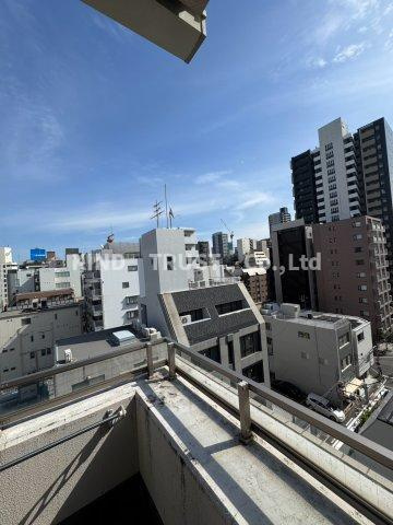 ルミエール東天満のバルコニー|お洗濯にも便利なバルコニー付き