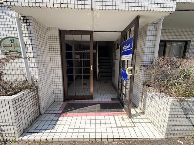 【エントランス】