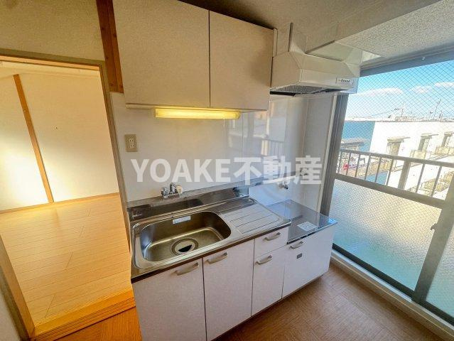 海老名市東柏ケ谷３丁目の賃貸マンションのキッチン