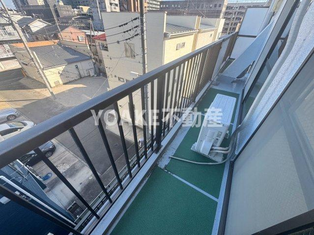 海老名市東柏ケ谷３丁目の賃貸マンションのバルコニー