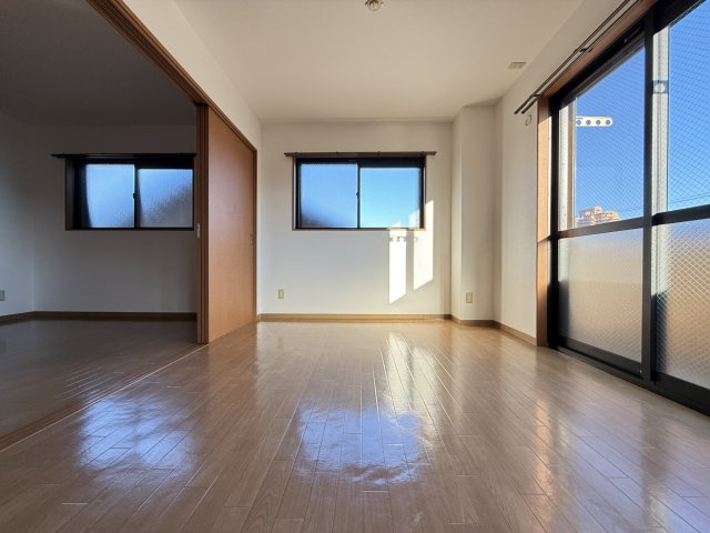 フォブール岡村の居間・リビング