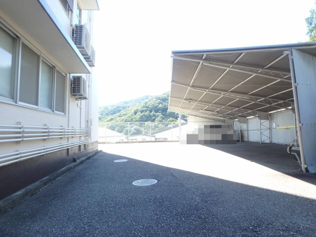 マンションベルビューの駐車場|専用使用権付。月額：無償