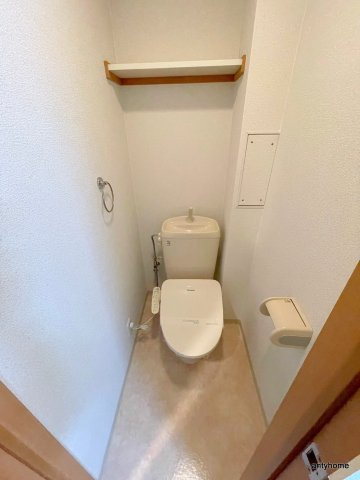 ウエスト・サンヒルズ　仲介手数料無料のトイレ