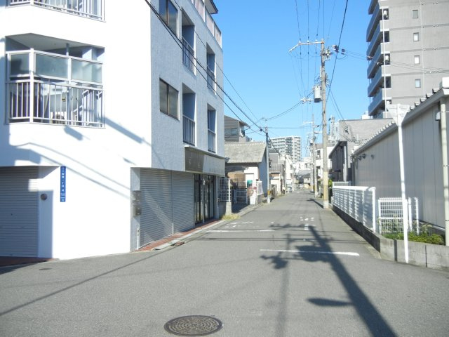 野里1丁目貸事務所の周辺