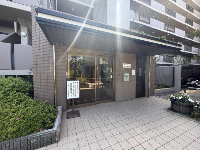 フェルティパーク平野イーストアベニューのエントランス