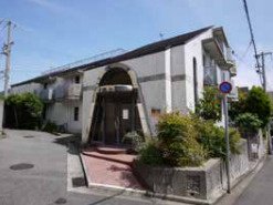 ラフェブランシュ岡本