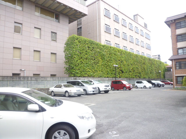 【駐車場】 | ロイヤル深草