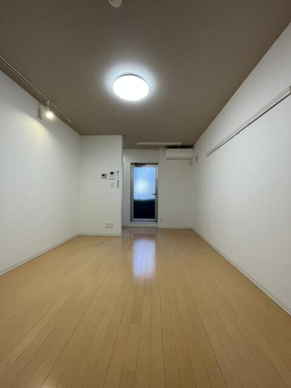 【寝室】